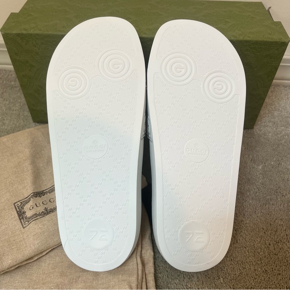 Gucci White GG Pool Slide Sandals - Picture 4 of 6